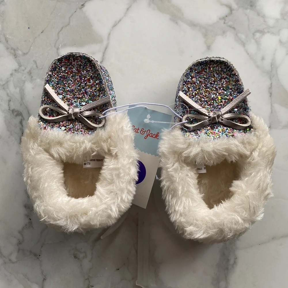 Cat & Jack Moccasin‎ Slippers size 6 Multicolored Glitter fuzzy
